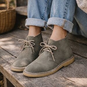 Gravitypope Suede Desert Boots EU 39 Made in Italy Olive Green Crepe Sole